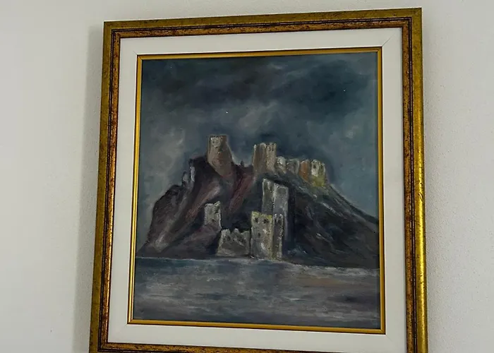 Golubacki Visovi アパート *