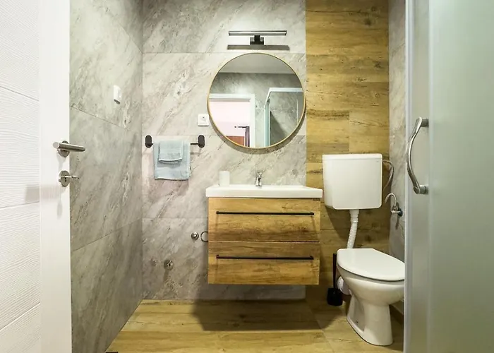 Golubacki Visovi アパート